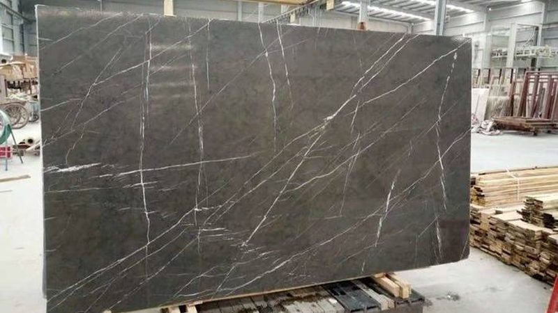 石材马赛克与玻璃马赛克：材质与工艺的差异化解析
